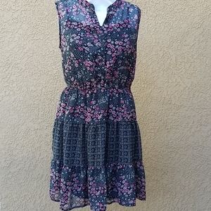 Sleeveless sundress with lining